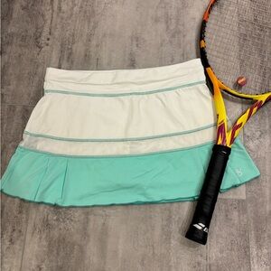 Women's Sofibella White and Mint Tennis Skort - M